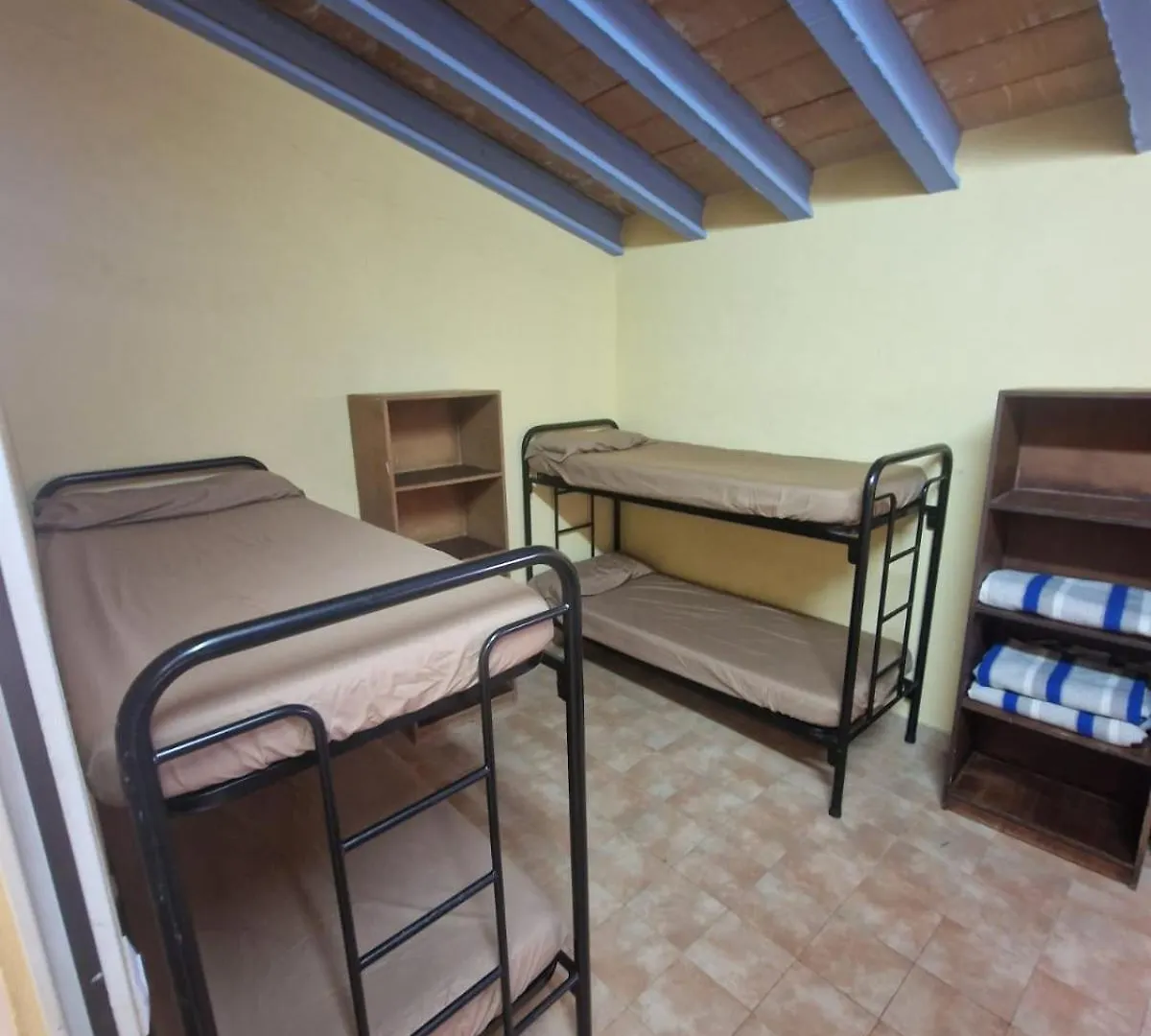 Casa De Colonies, El Ginebro Villa Vilopriu Farm stay